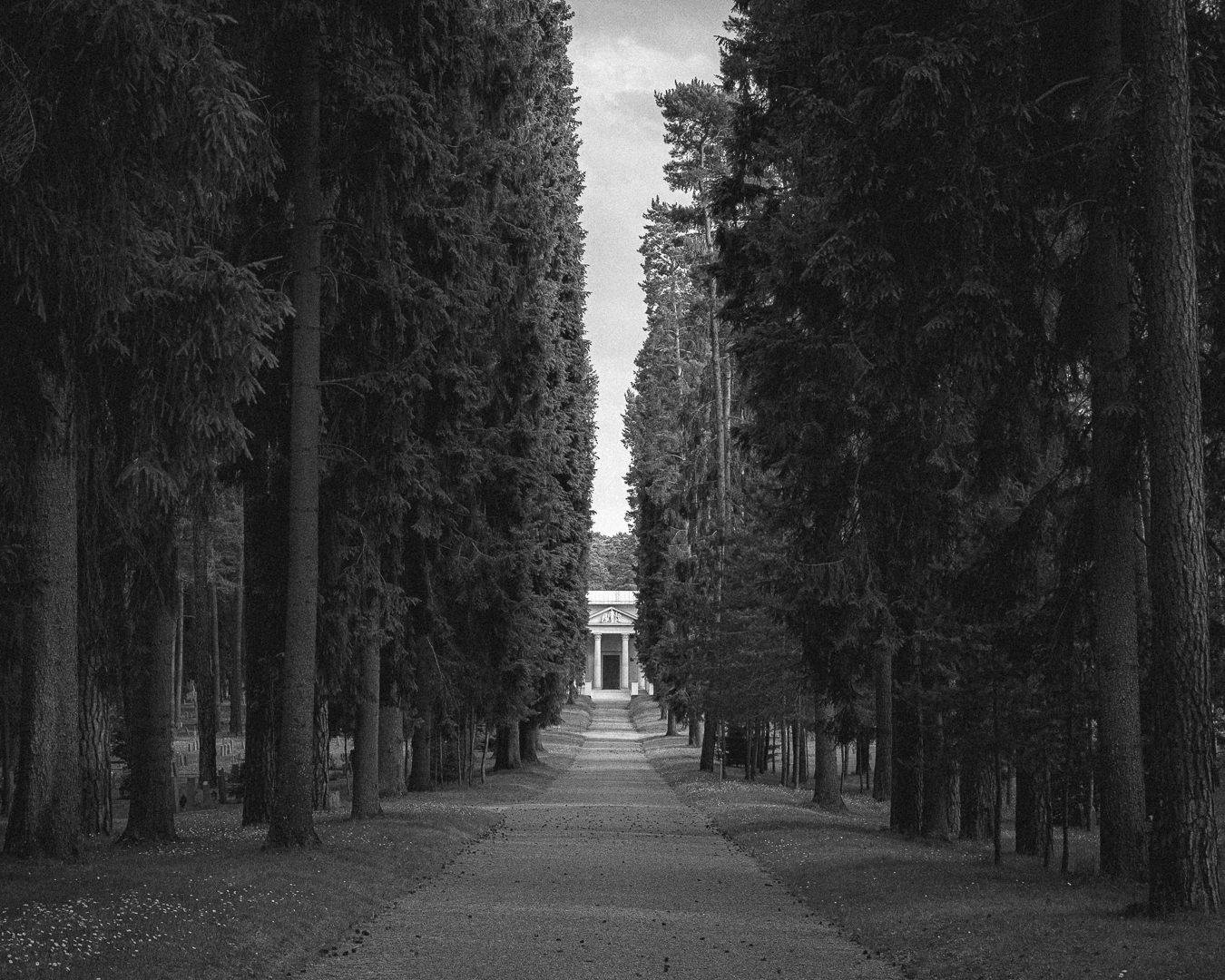 Skogskyrkogården
